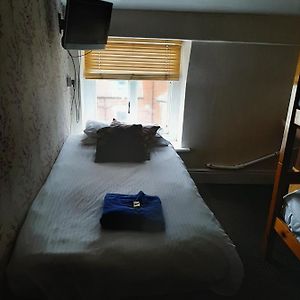 Basic Triple Room